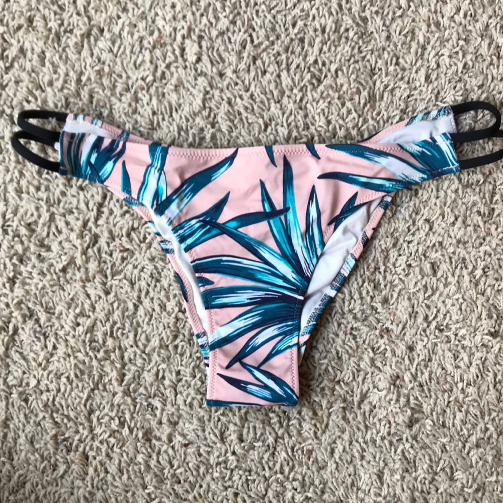 Bikini bottom